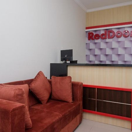 Reddoorz Near Kawasan Bandara Ahmad Yani Semarang 2 Ξενοδοχείο Εξωτερικό φωτογραφία