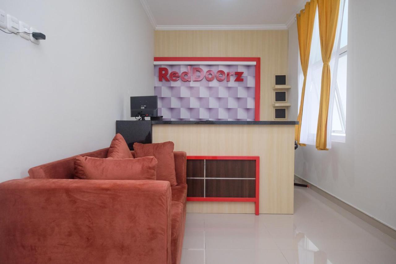 Reddoorz Near Kawasan Bandara Ahmad Yani Semarang 2 Ξενοδοχείο Εξωτερικό φωτογραφία